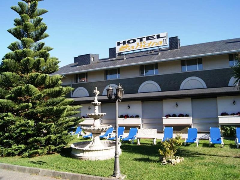 Hotel Ria De Suances Exteriör bild