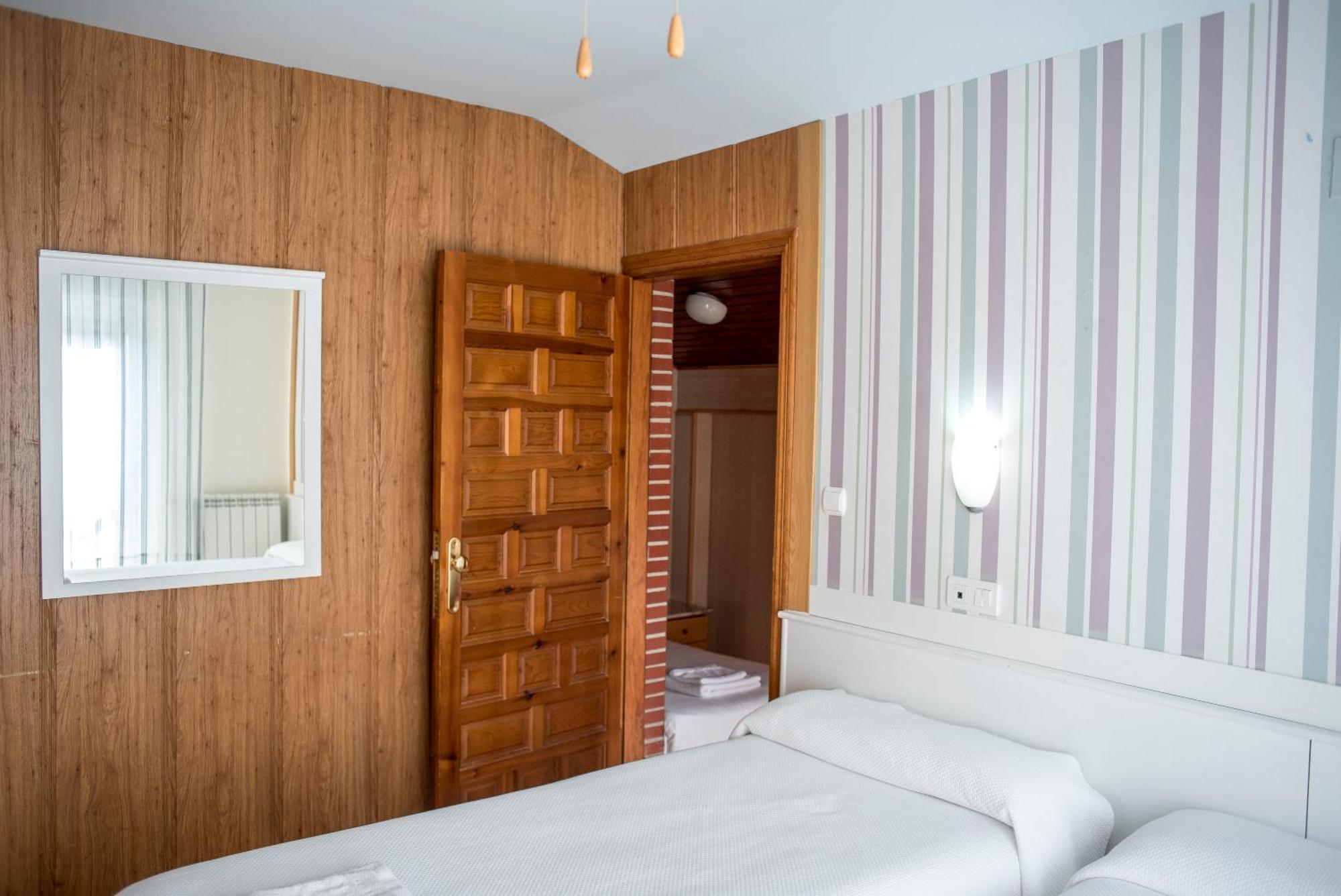 Hotel Ria De Suances Exteriör bild